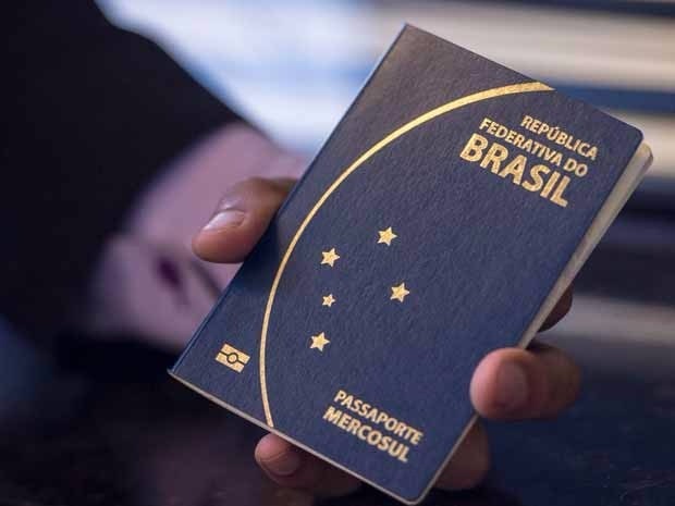 Brasil e Uruguai firmam acordo para facilitar visto permanente