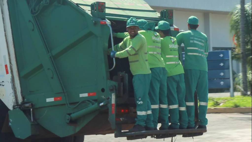 Prefeituras têm até julho para implementar taxa de lixo