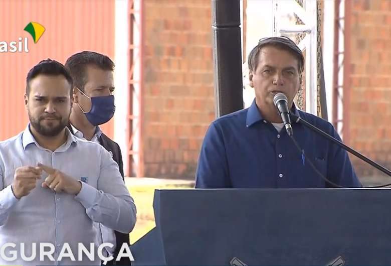Bolsonaro chega pela manhã a MS para inaugurar novo radar na fronteira