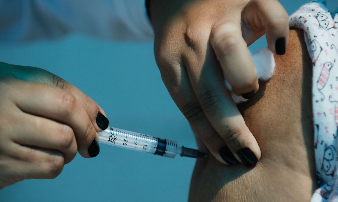 Confira quem pode se vacinar e quais locais estão aplicando a vacina