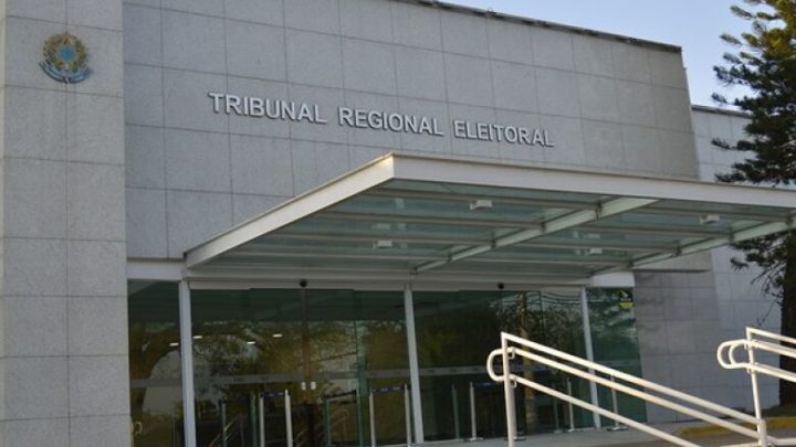 Justiça manda suspender pesquisa Ipec para candidatos ao Governo