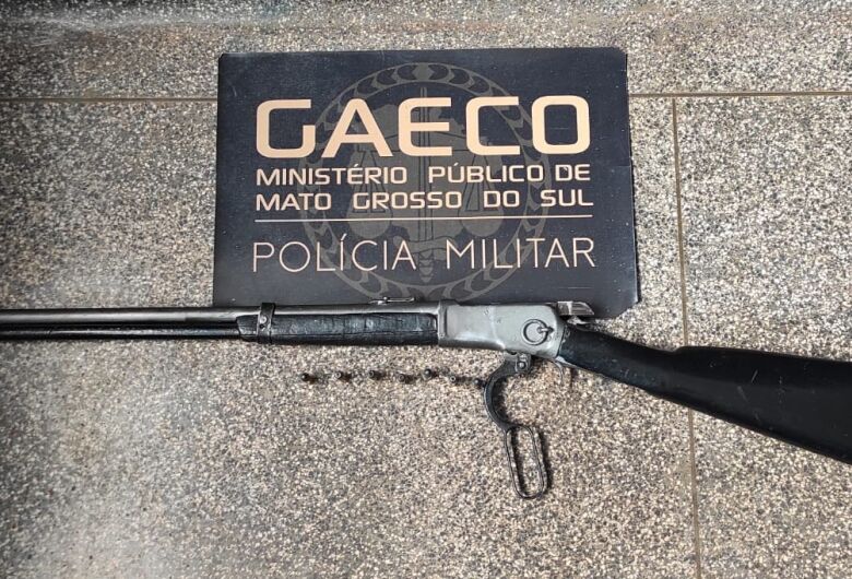 Guardas são detidos por desviar armamentos durante apreensão de drogas na fronteira