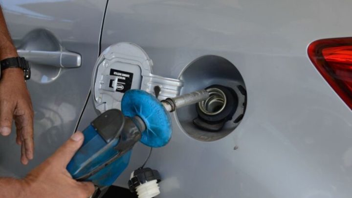 Petrobras reduz preço de gasolina em R$ 0,25 por litro