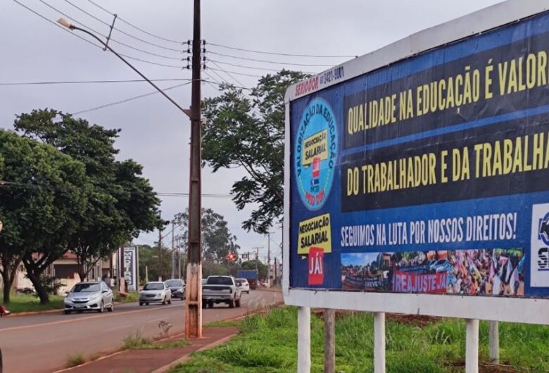 No mês da educação e do servidor público, Simted cobra da Prefeitura de Dourados valorização