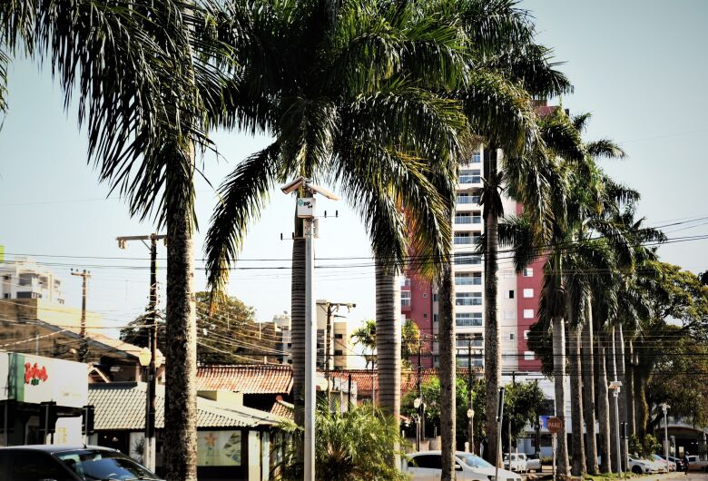 Temperatura ‘bate’ perto dos 30ºC antes das 10h em manhã quente em Dourados