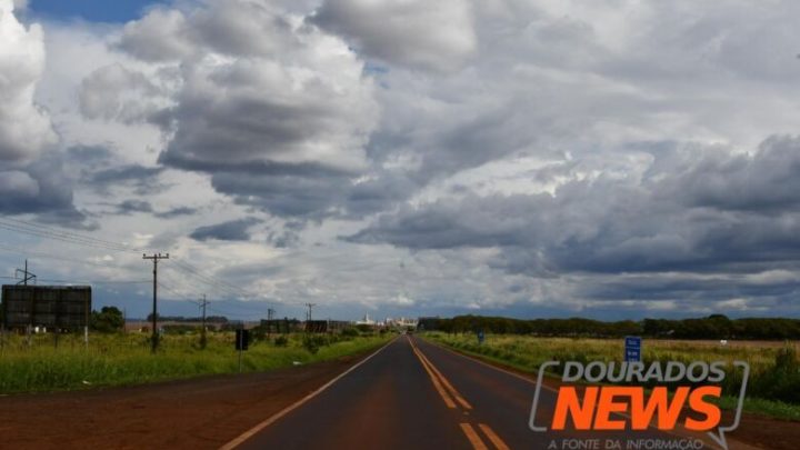 Calor passa de 30°C antes 8h30 e tempo segue instável em Dourados