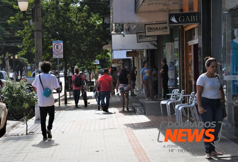 Bancos postos de saúde retornam à tarde; veja o que funciona na “quarta de cinzas”