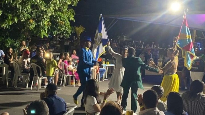 Escola de samba destaca Dourados em desfile nesta noite