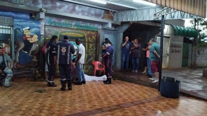 Homem morre na frente de distribuidora de bebidas em Dourados