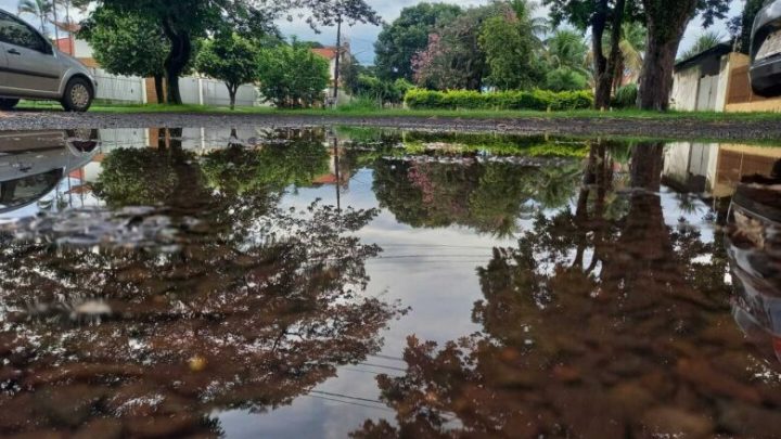 Com quase 50mm em dois dias, Dourados supera estimativa de chuvas do mês