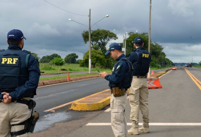 PRF realiza Operação Dia do Trabalho em Mato Grosso do Sul