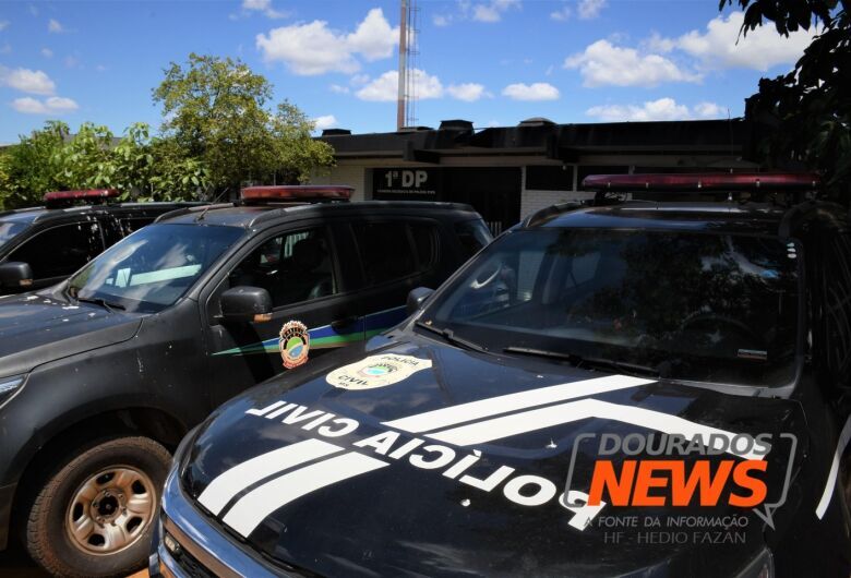 Homem flagrado com mira a laser e carregador de pistola tem liberdade provisória decretada