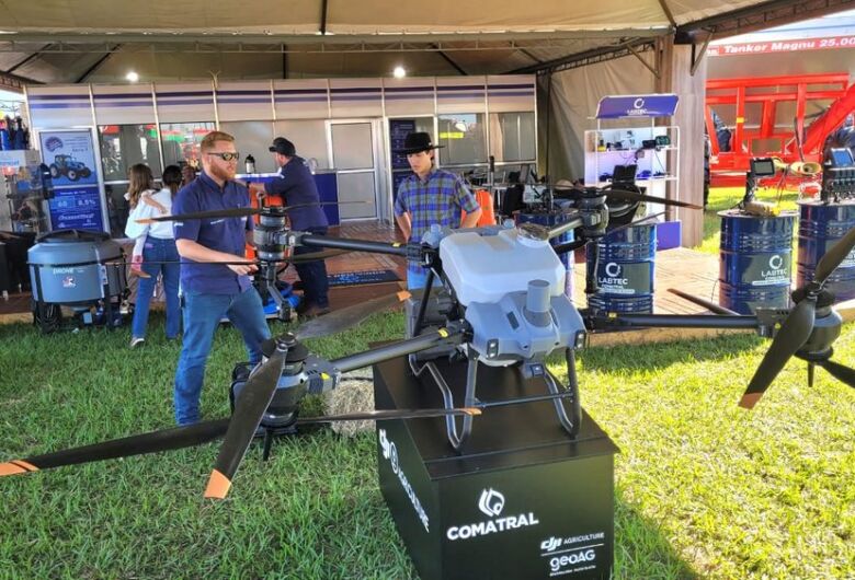 Uso de drones revoluciona agricultura e oferece pulverização mais ‘certeira’, diz consultor