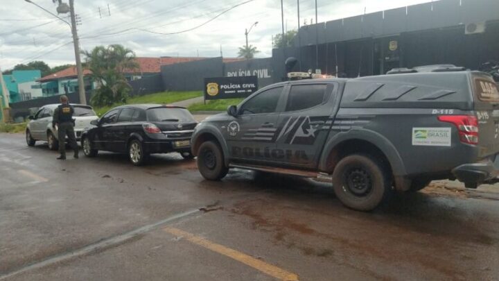 Polícia apreende veículos adulterados que estavam com paraguaios