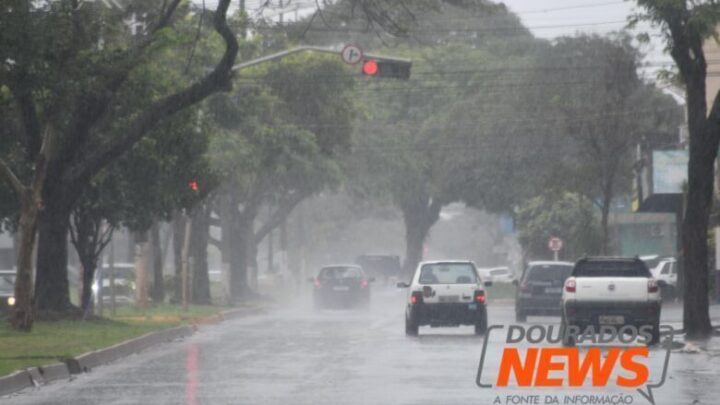Inmet renova alerta de chuvas intensas para Dourados e outras cidades de MS