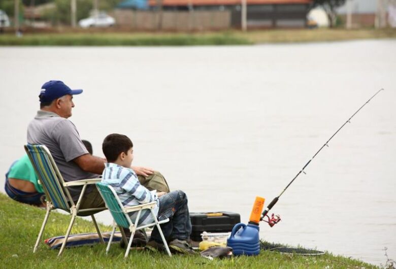 Pesca é liberada durante o feriado do trabalhador em parques de Dourados