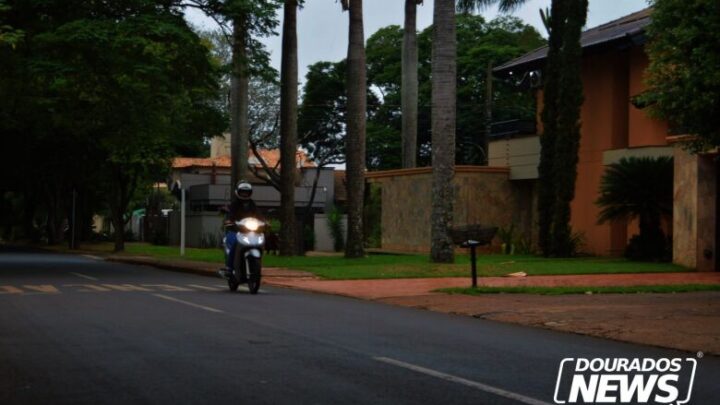 Curtindo o friozinho? Mínima chega a 14°C, mas temperatura acima de 30°C deve voltar na semana