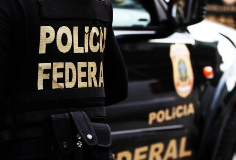 Trio é flagrado com carga de contrabando na MS-164